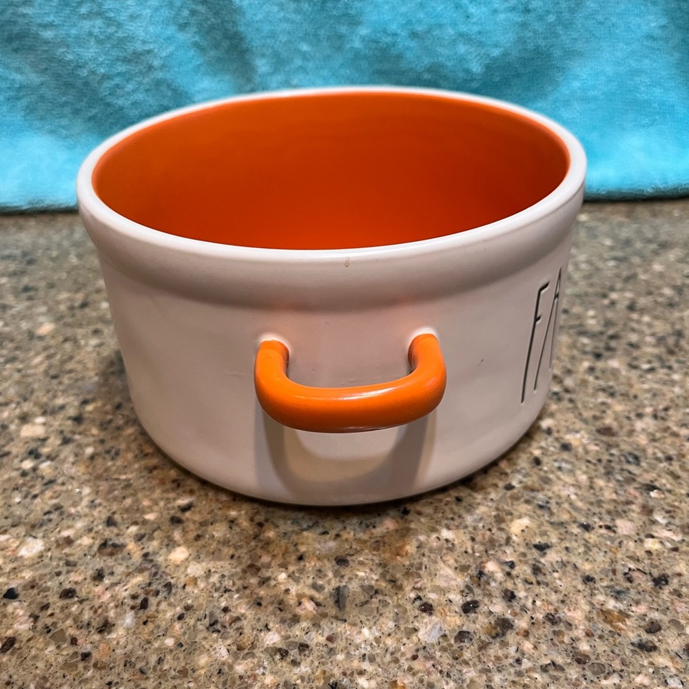 Rae Dunn Fall Y’all Casserole Dish 6” Diameter - Picture 4 of 7